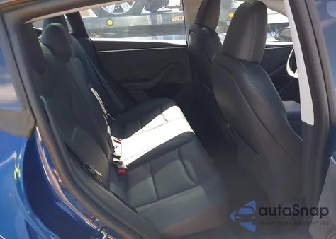 2024 Tesla Model 3 Long Range Dual Motor All-Wheel Drive z USA, uszkodzony, nr VIN 5YJ3E1EB3RF768097